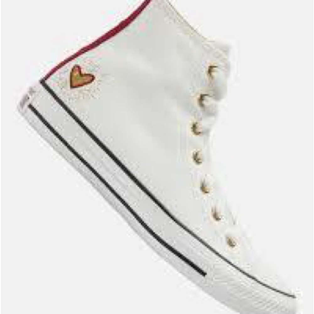 Converse Women’s Size 7 White High-Top Sneakers with Red Accents and Hearts!